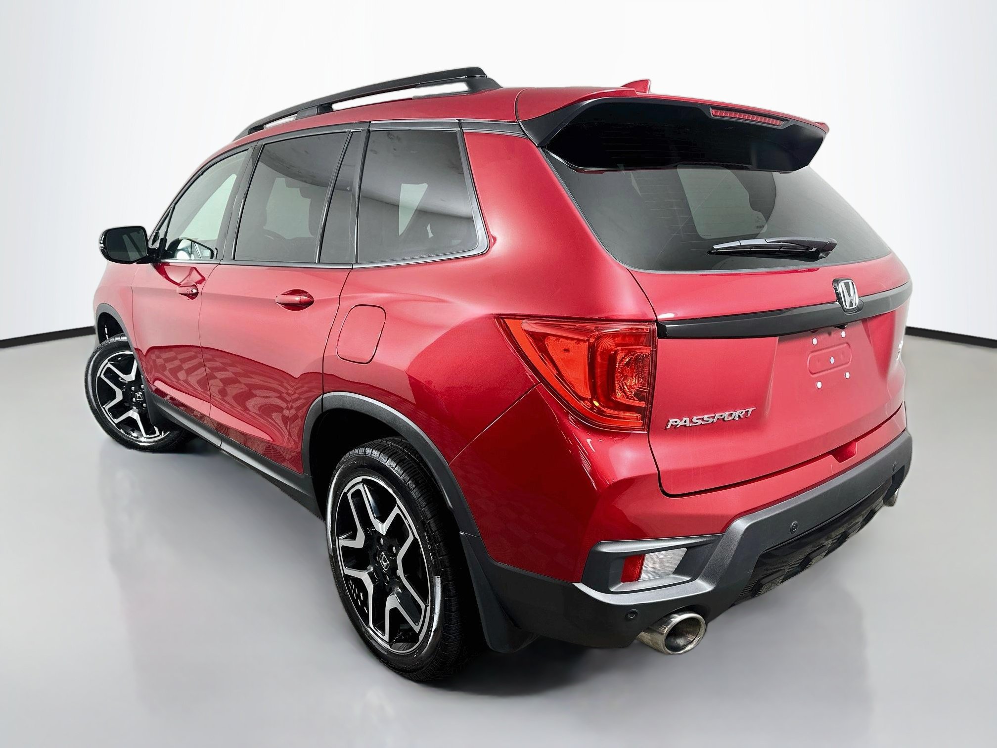 Used 2023 Honda Passport Elite image 5