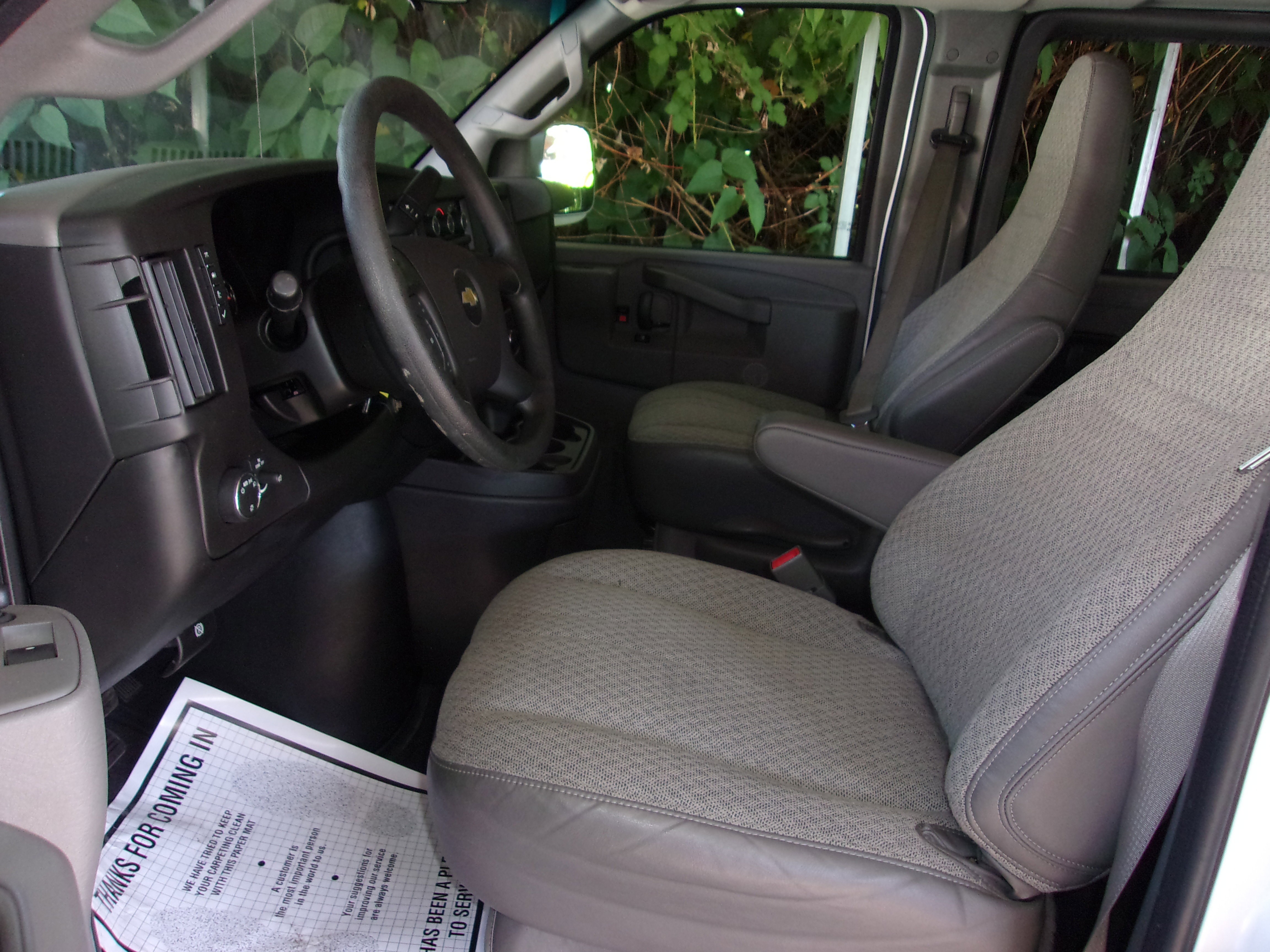 Used 2016 Chevrolet Express 3500 LT w/ LT Preferred Equipment Group image 12