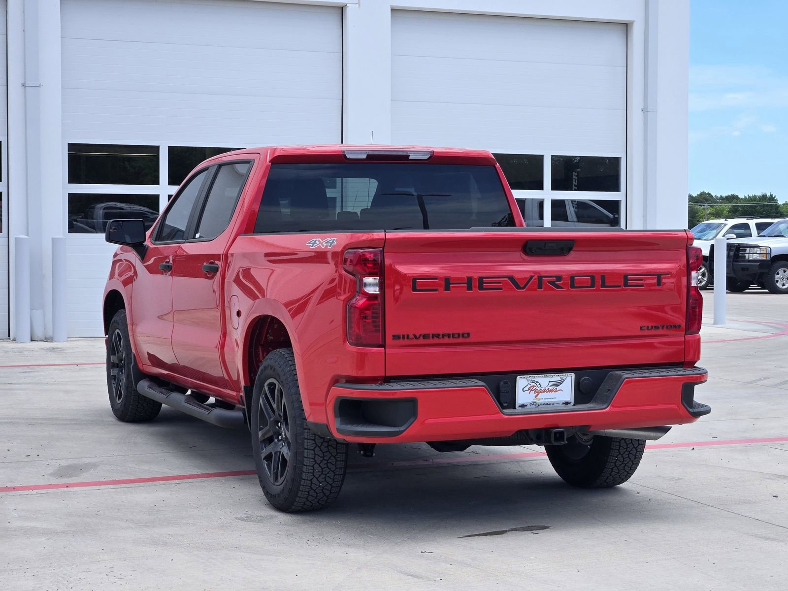 New 2025 Chevrolet Silverado 1500 Custom w/ LPO, Dark Essentials Package image 9