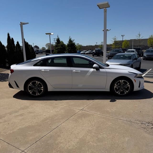 Used 2023 Kia K5 EX w/ EX Premium Package FWD image 6