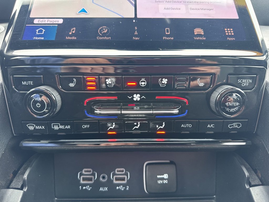 Certified 2024 Jeep Grand Cherokee L Limited w/ Luxury Tech Group II image 8