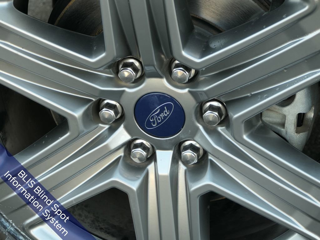 Used 2019 Ford F150 Lariat image 13