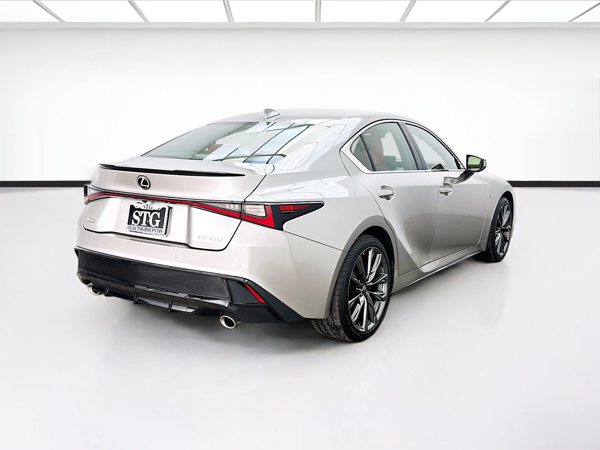 Used 2021 Lexus IS 350 F Sport w/ Accessory Package RWD image 4