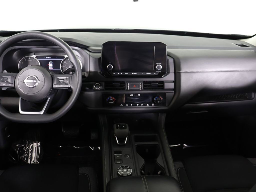 Used 2023 Nissan Pathfinder S image 34