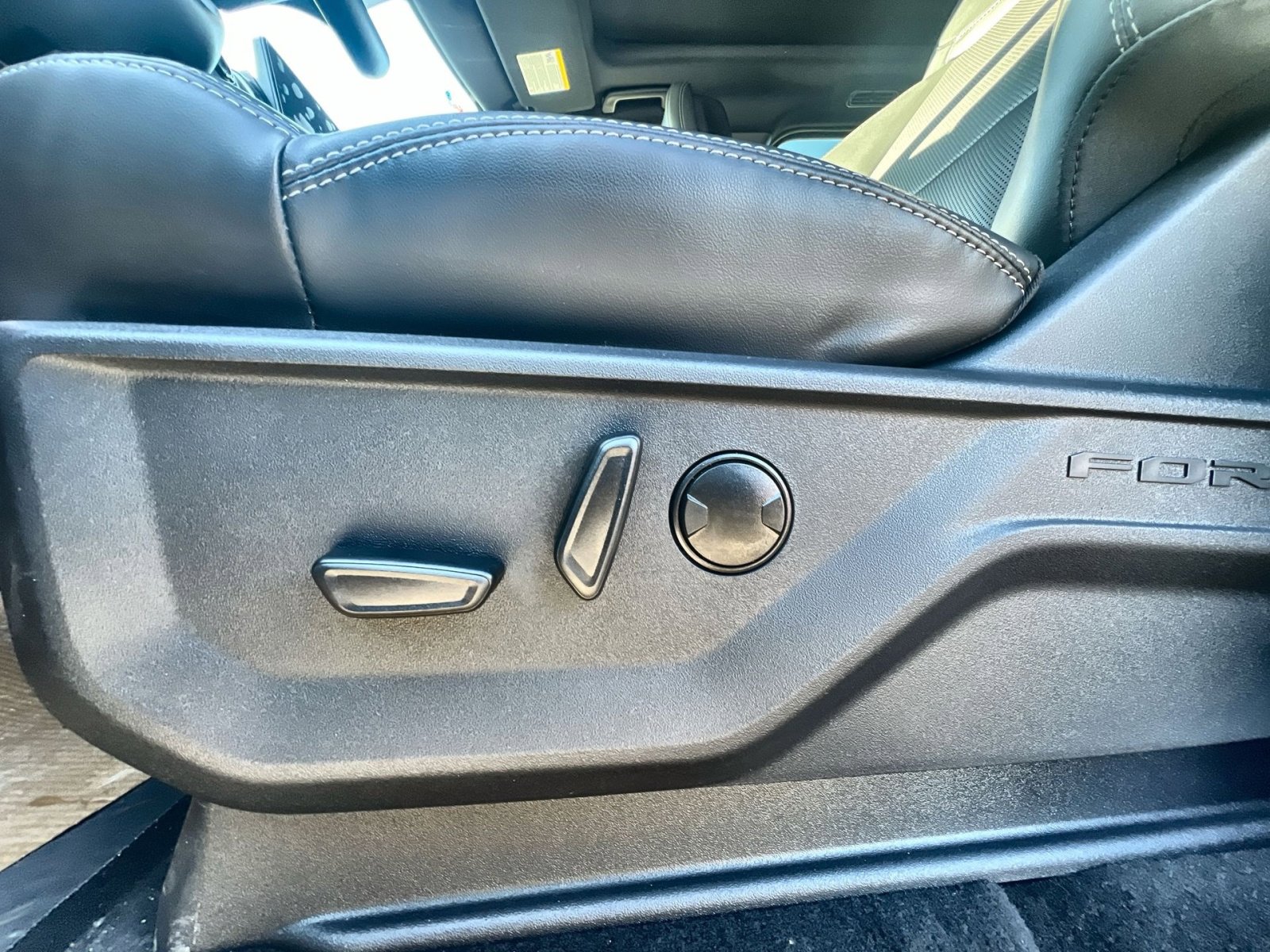 New 2026 Ford Expedition Platinum w/ Stealth Appearance Package image 14