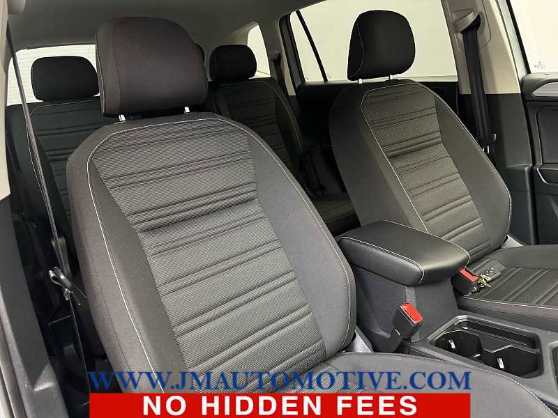 Used 2024 Volkswagen Tiguan S image 20