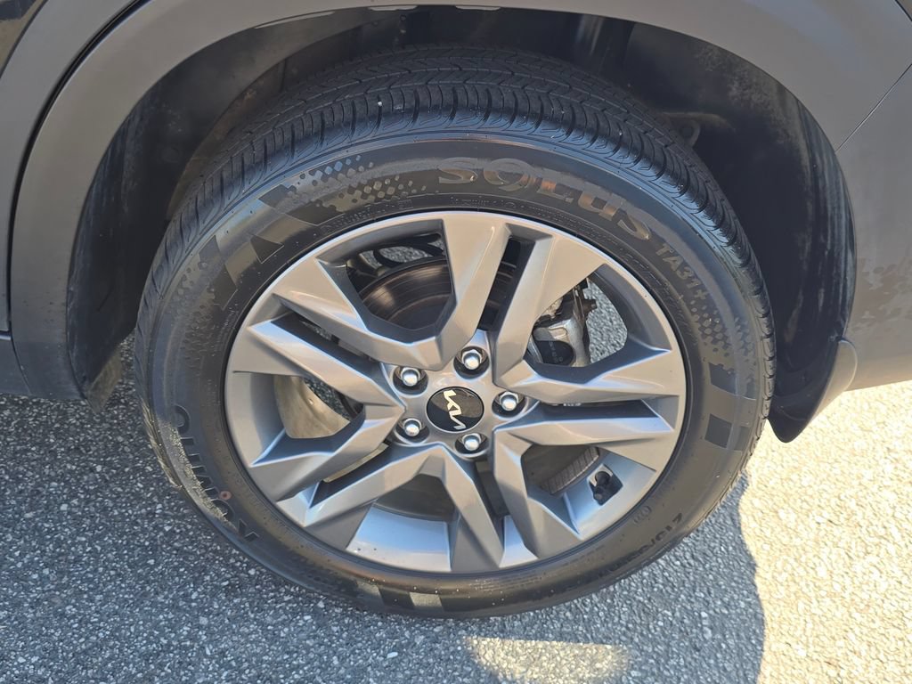 Certified 2023 Kia Seltos S FWD image 15