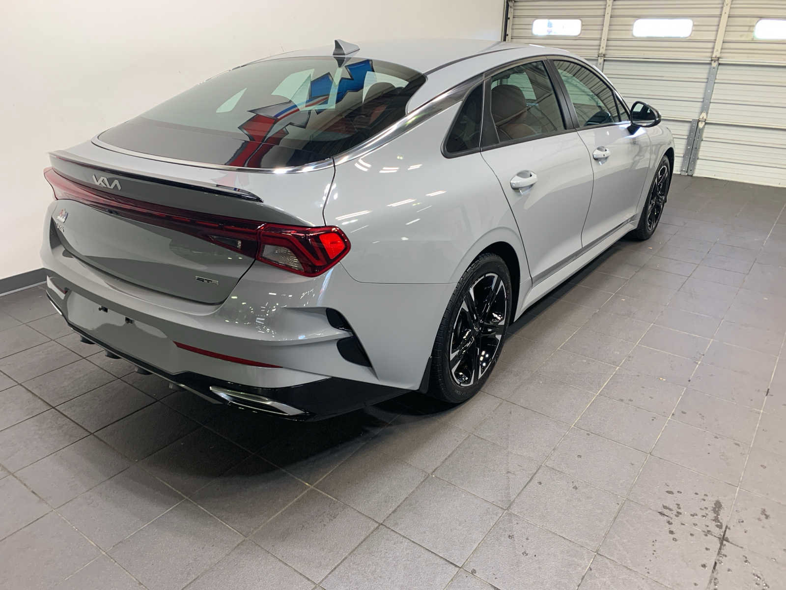 Used 2023 Kia K5 GT-Line w/ GT-Line Premium Package image 3