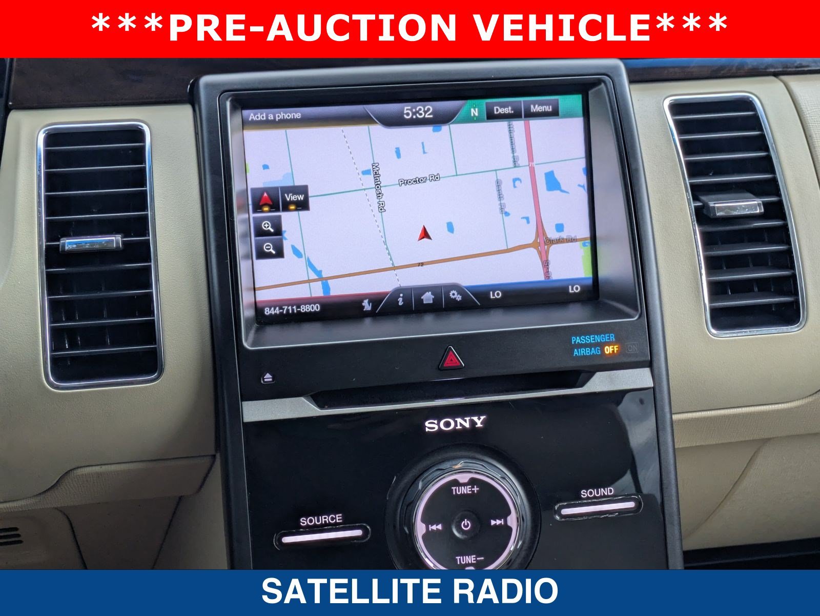 Used 2014 Ford Flex Limited w/ Class III Trailer Tow Package FWD image 32