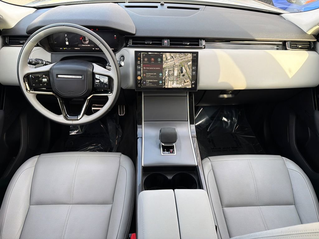 Used 2025 Land Rover Range Rover Velar Dynamic SE image 20