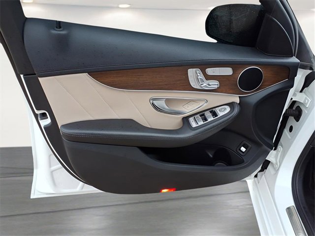 Used 2020 Mercedes-Benz C 300 Sedan image 16