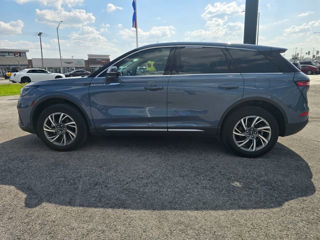 Used 2023 Lincoln Corsair AWD w/ Equipment Group 101A image 6