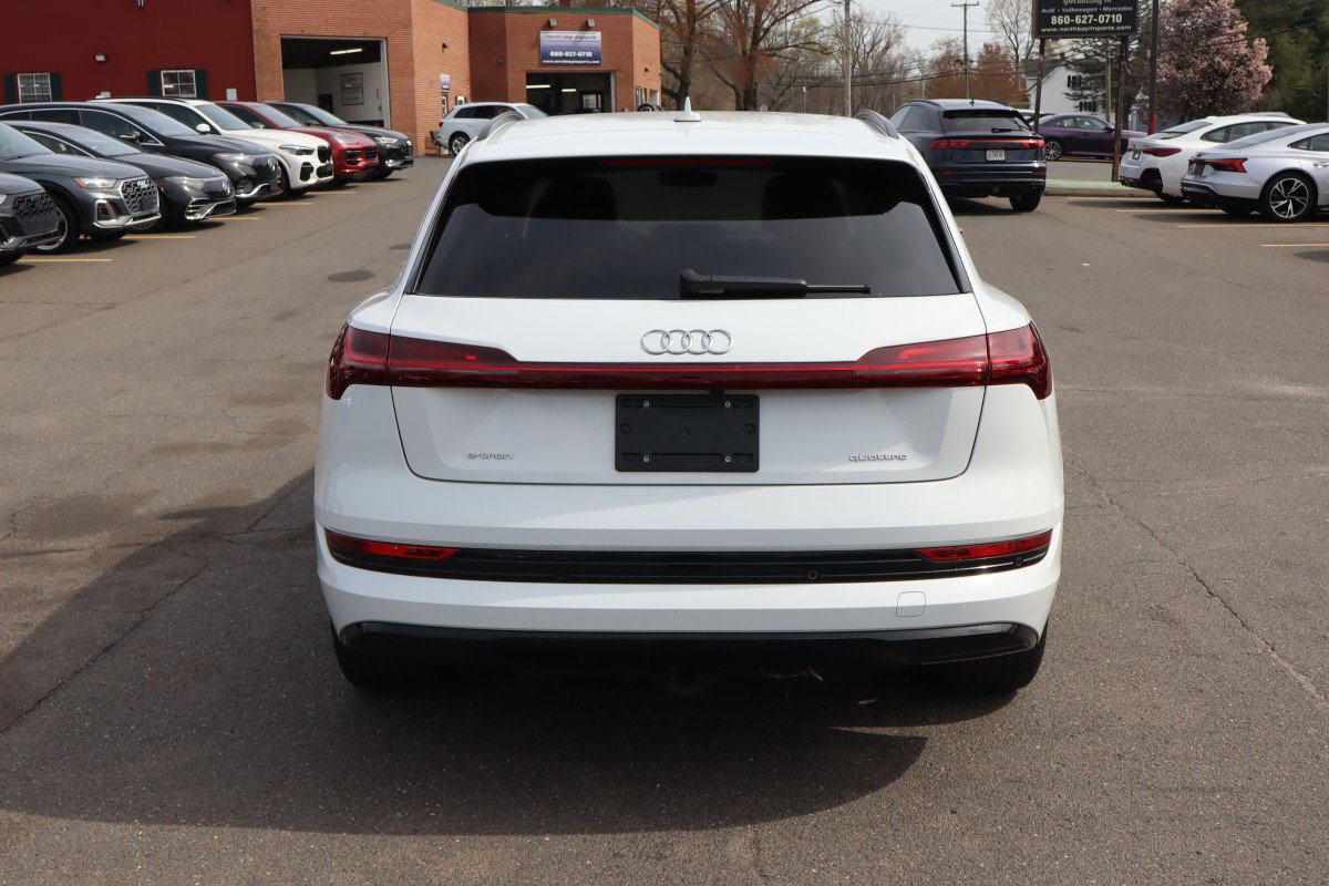 Used 2021 Audi e-tron Premium Plus w/ Premium Plus Package AWD/4WD image 6