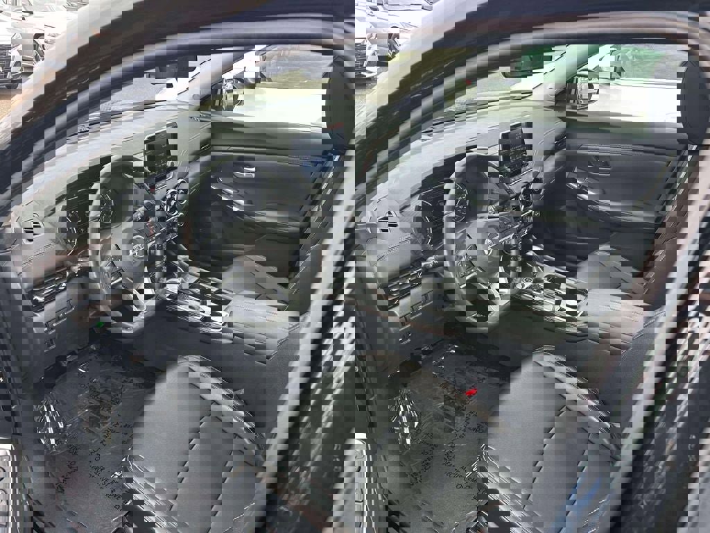 Used 2023 Nissan Sentra SR w/ SR Premium Package image 14