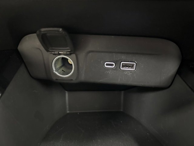 Used 2024 Chevrolet Trax LT image 18