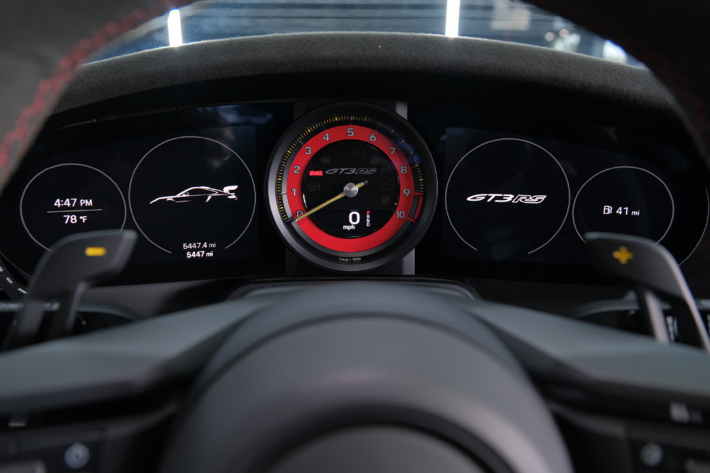 Used 2024 Porsche 911 GT3 RS RWD image 34