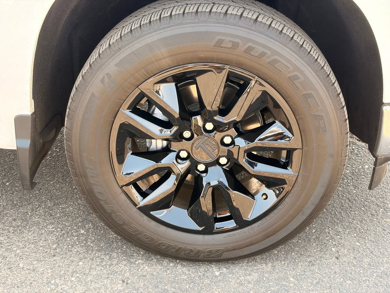 Used 2022 Chevrolet Silverado 1500 LT RWD image 33