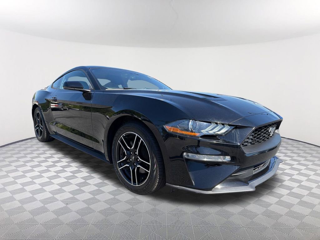 Used 2018 Ford Mustang Premium w/ Equipment Group 201A RWD image 3