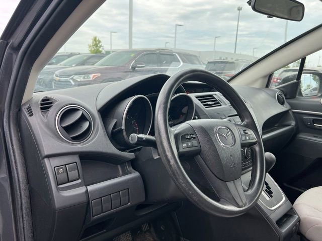 Used 2014 MAZDA MAZDA5 Sport FWD image 9