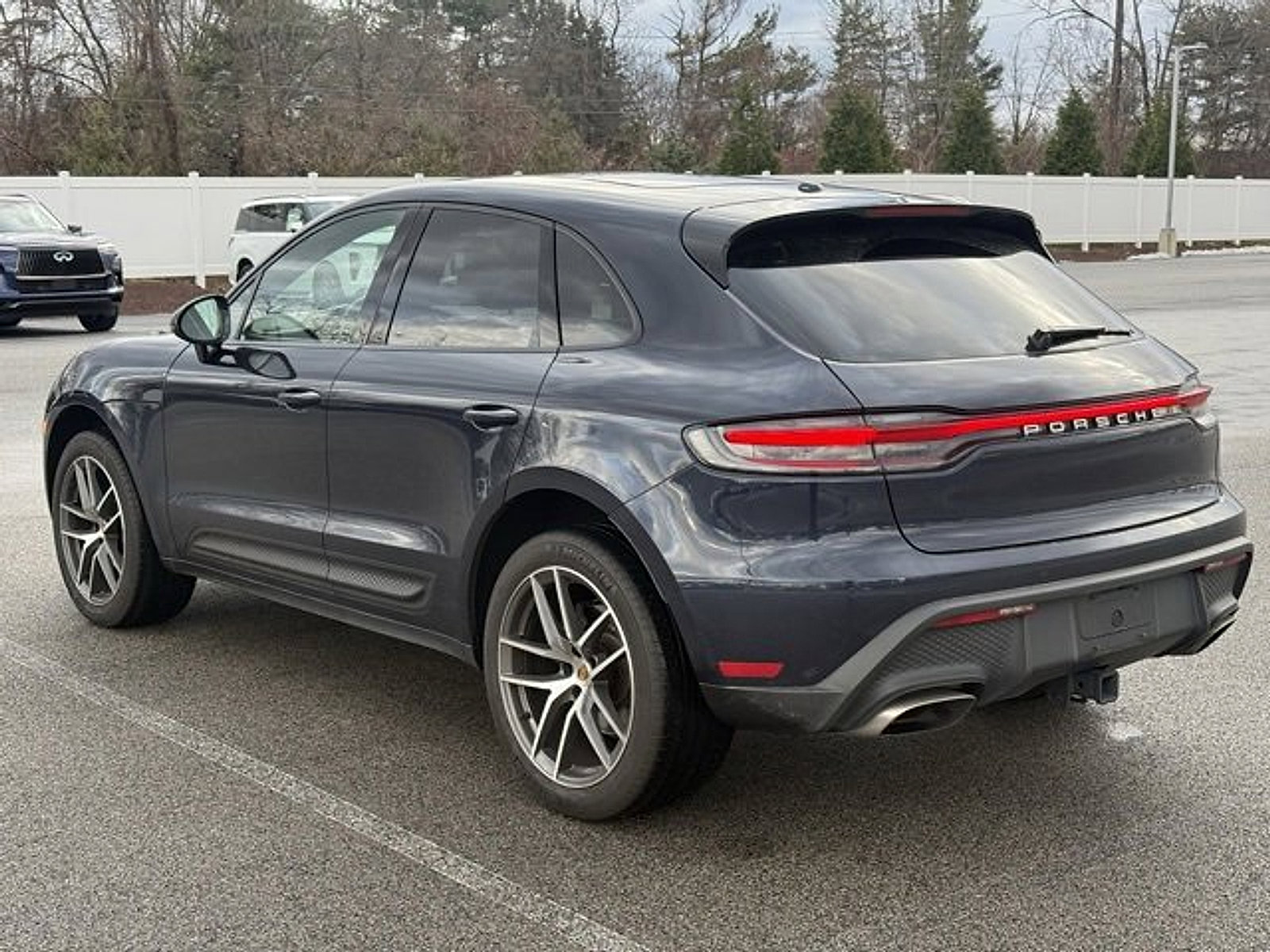 Used 2023 Porsche Macan Turbo image 5