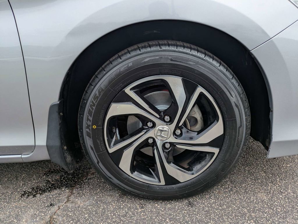 Used 2016 Honda Accord LX image 11