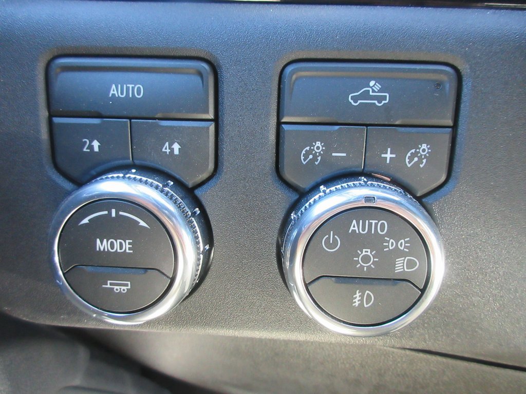 New 2026 GMC Sierra 1500 Elevation image 16