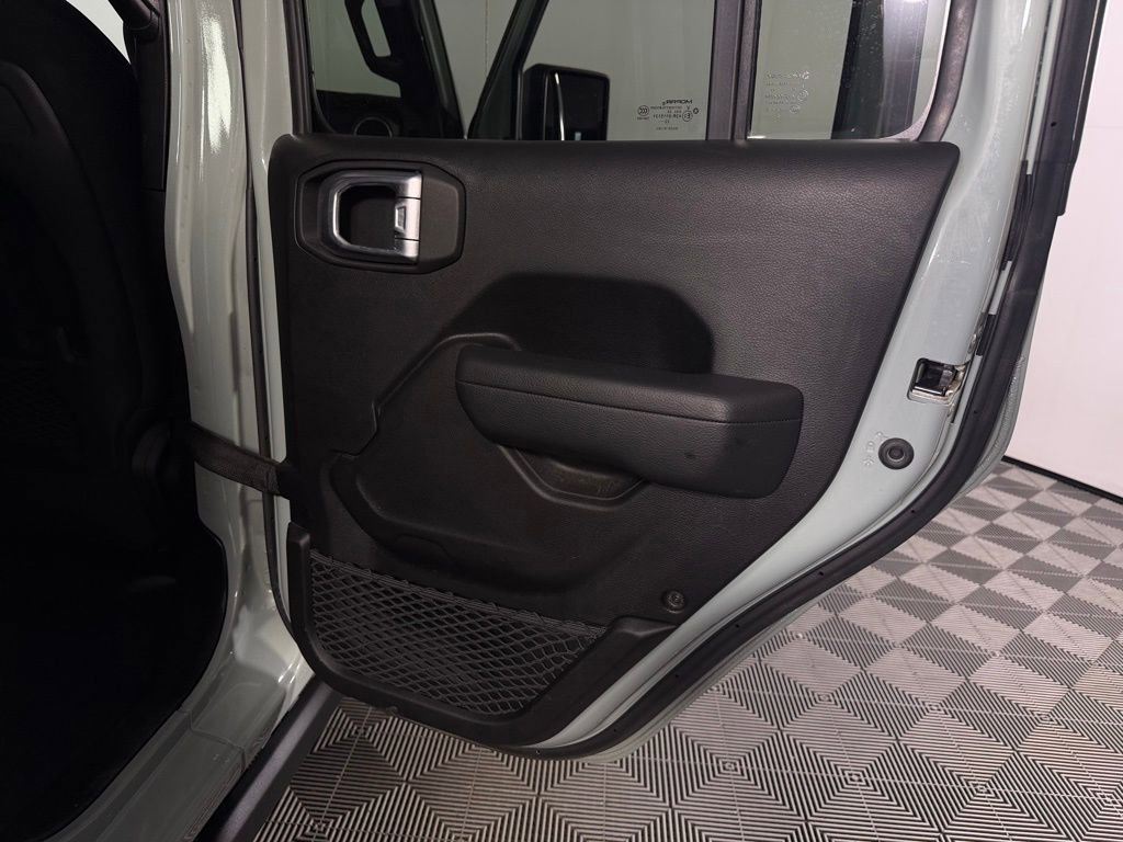 Certified 2023 Jeep Wrangler Unlimited Rubicon 4xe w/ Cold Weather Group image 30