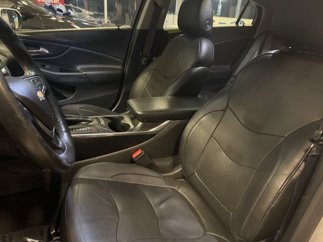 Used 2018 Chevrolet Volt Premier FWD image 11