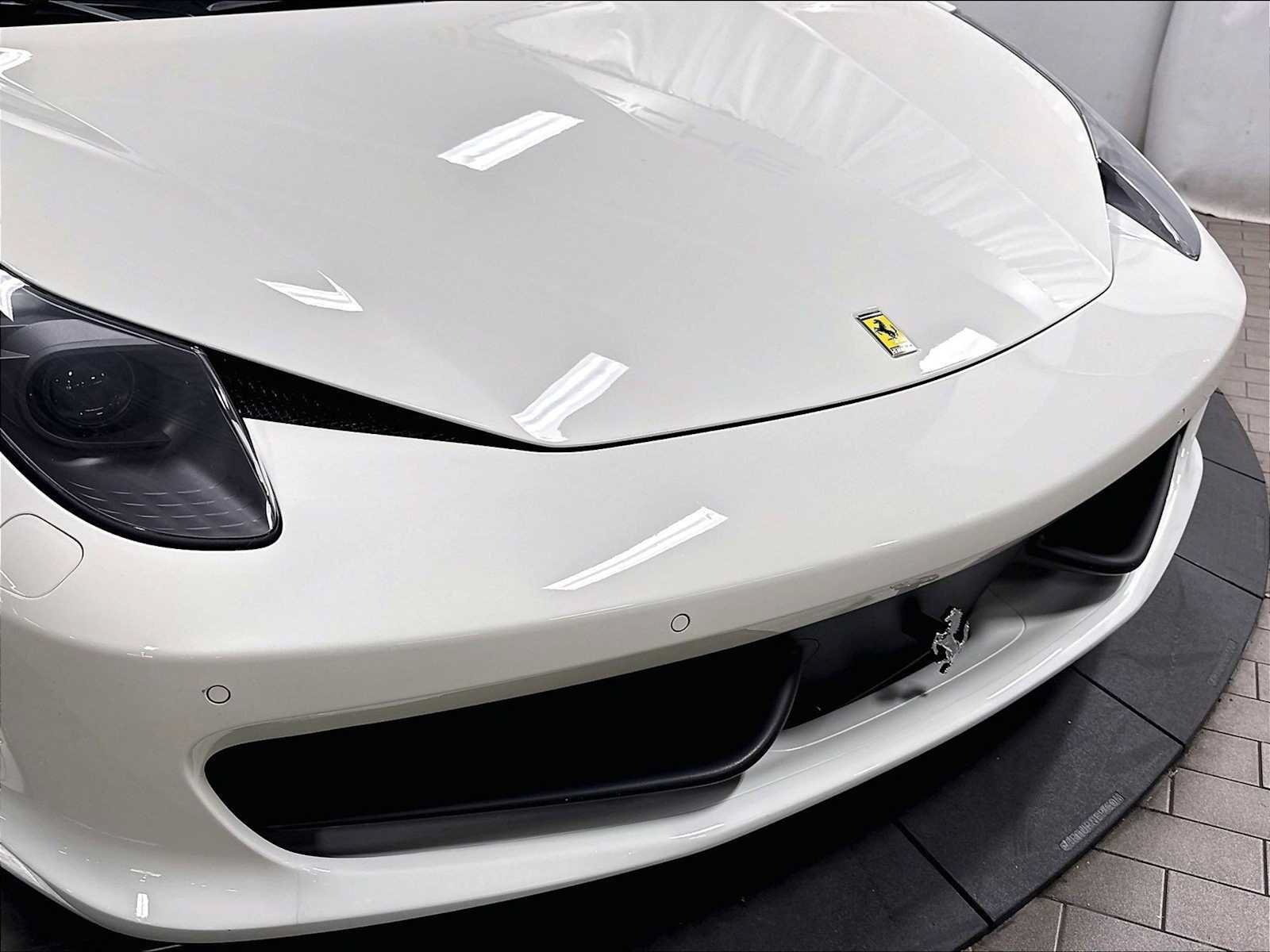 Used 2015 Ferrari 458 Spider RWD image 30