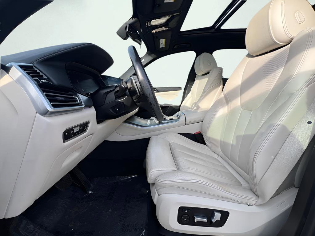 Used 2019 BMW X5 xDrive40i w/ Convenience Package image 16