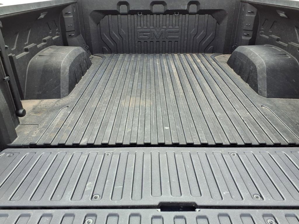Used 2025 GMC Sierra 1500 Denali Ultimate image 10