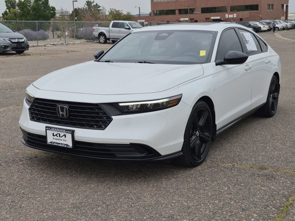 Used 2023 Honda Accord Sport image 4