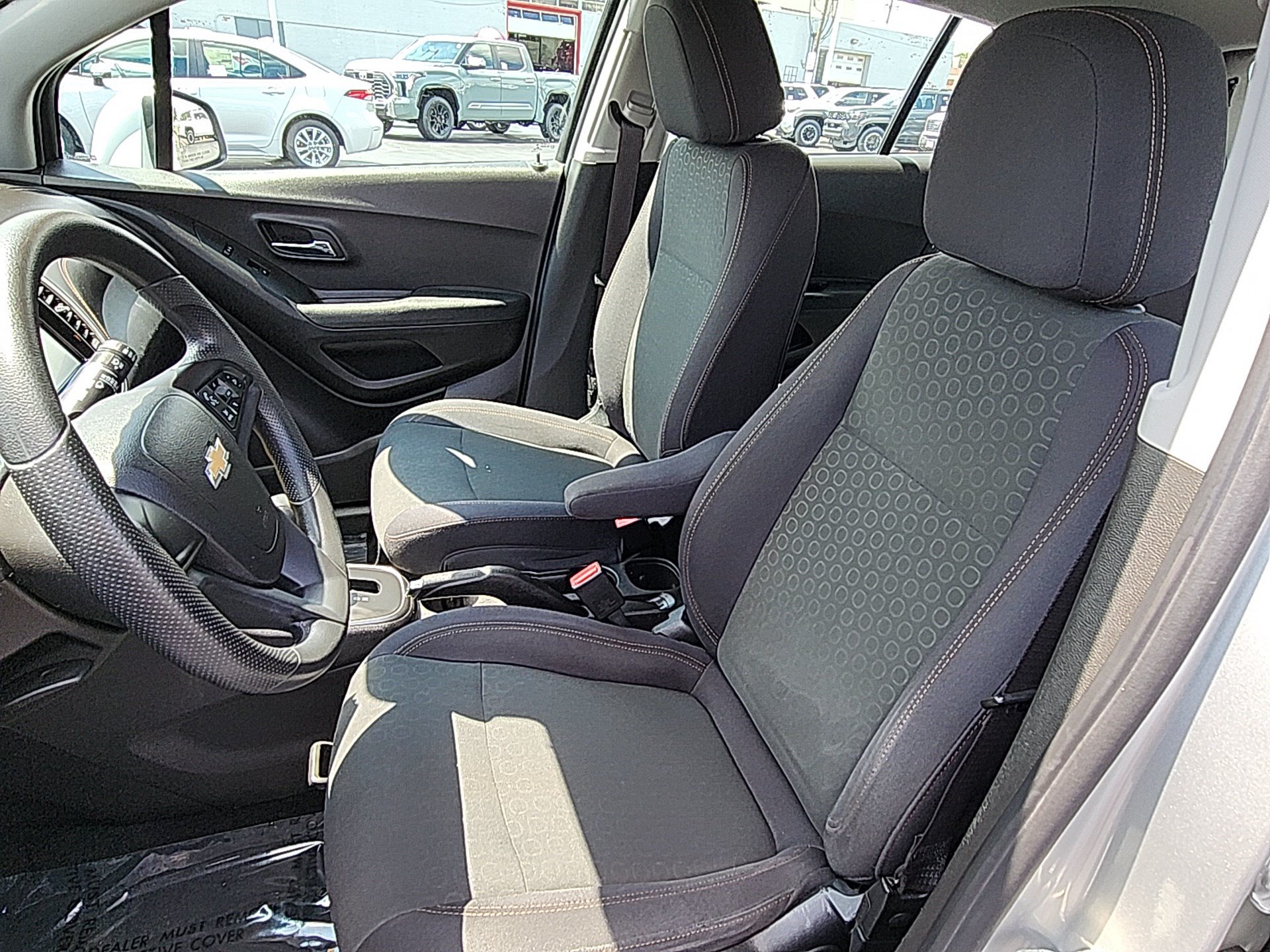 Used 2017 Chevrolet Trax LS FWD image 16