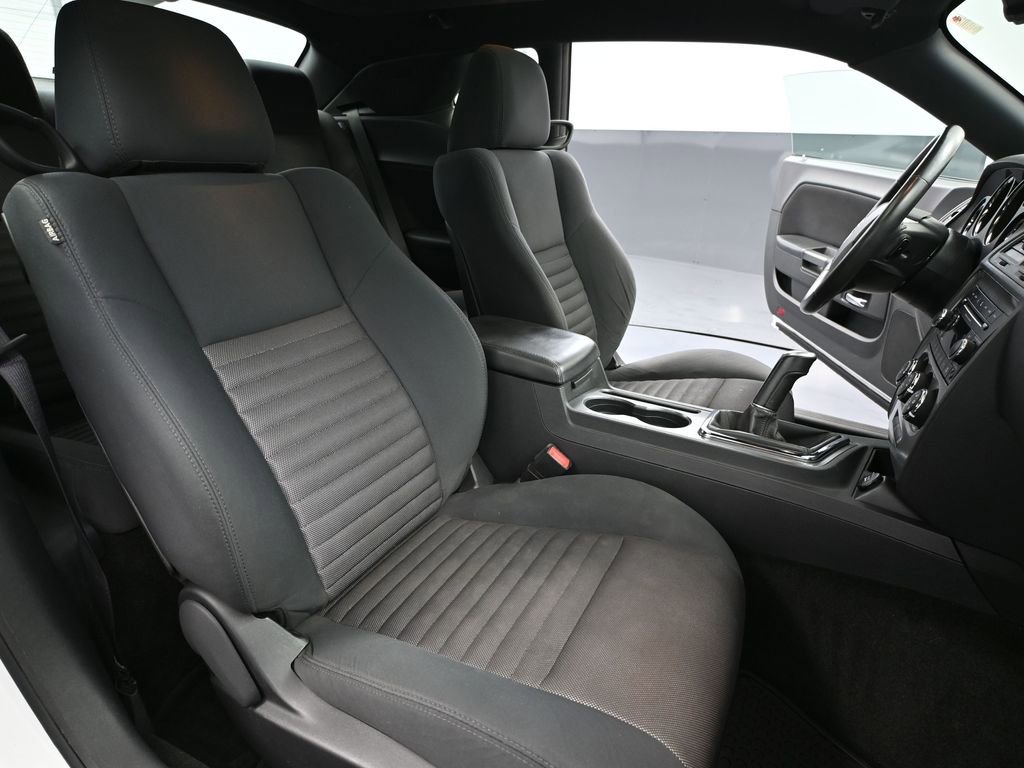 Used 2013 Dodge Challenger R/T image 42