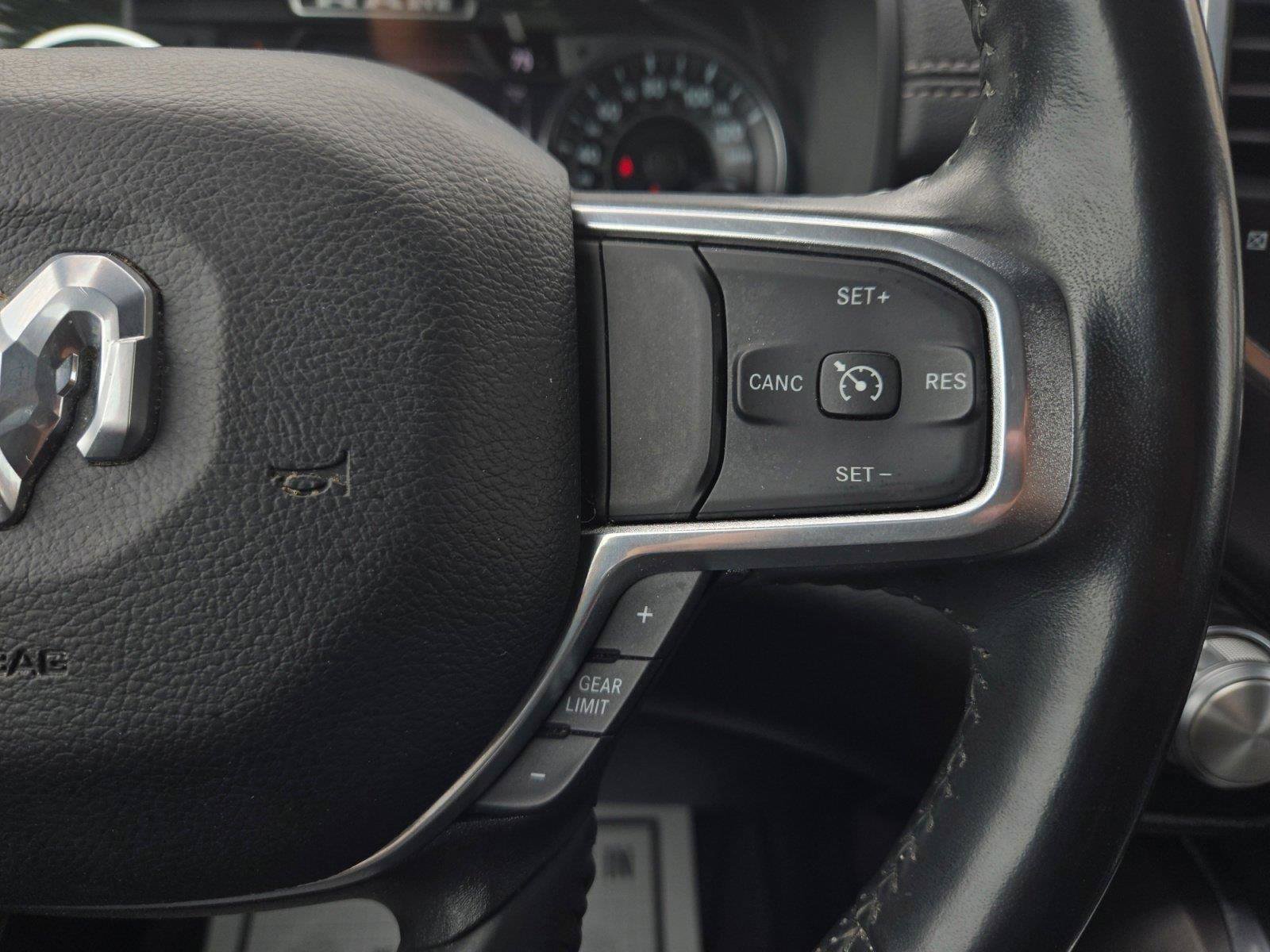 Used 2023 RAM 1500 Laramie AWD/4WD image 16