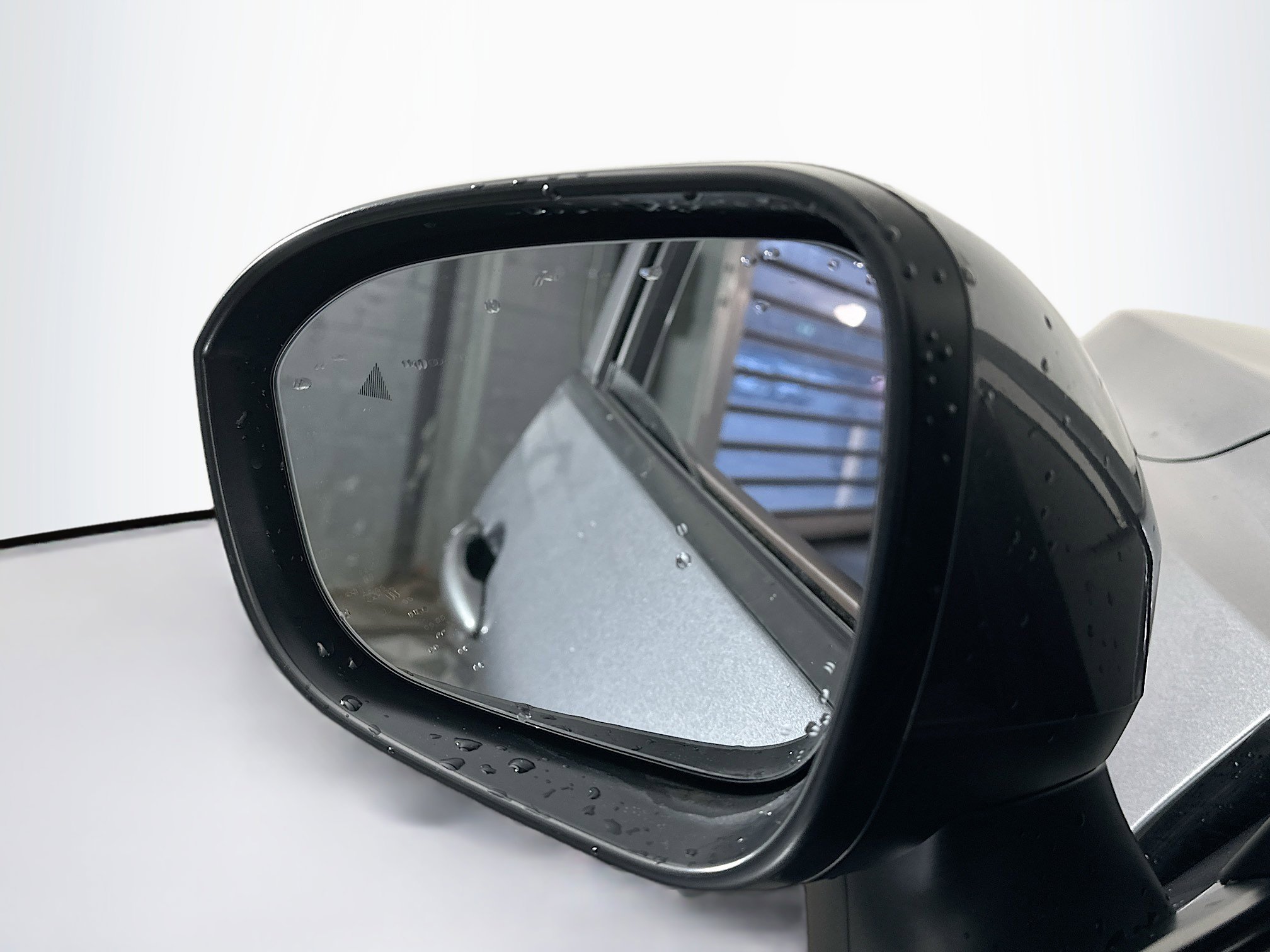 Used 2023 Nissan Rogue SV image 16