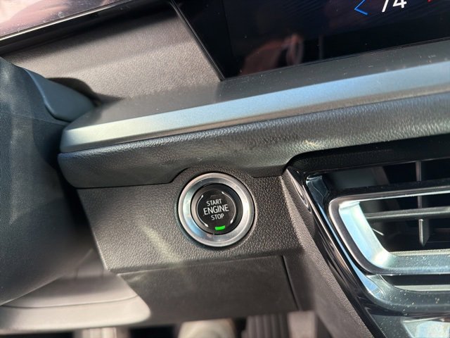 Used 2024 Chevrolet Traverse LT image 21