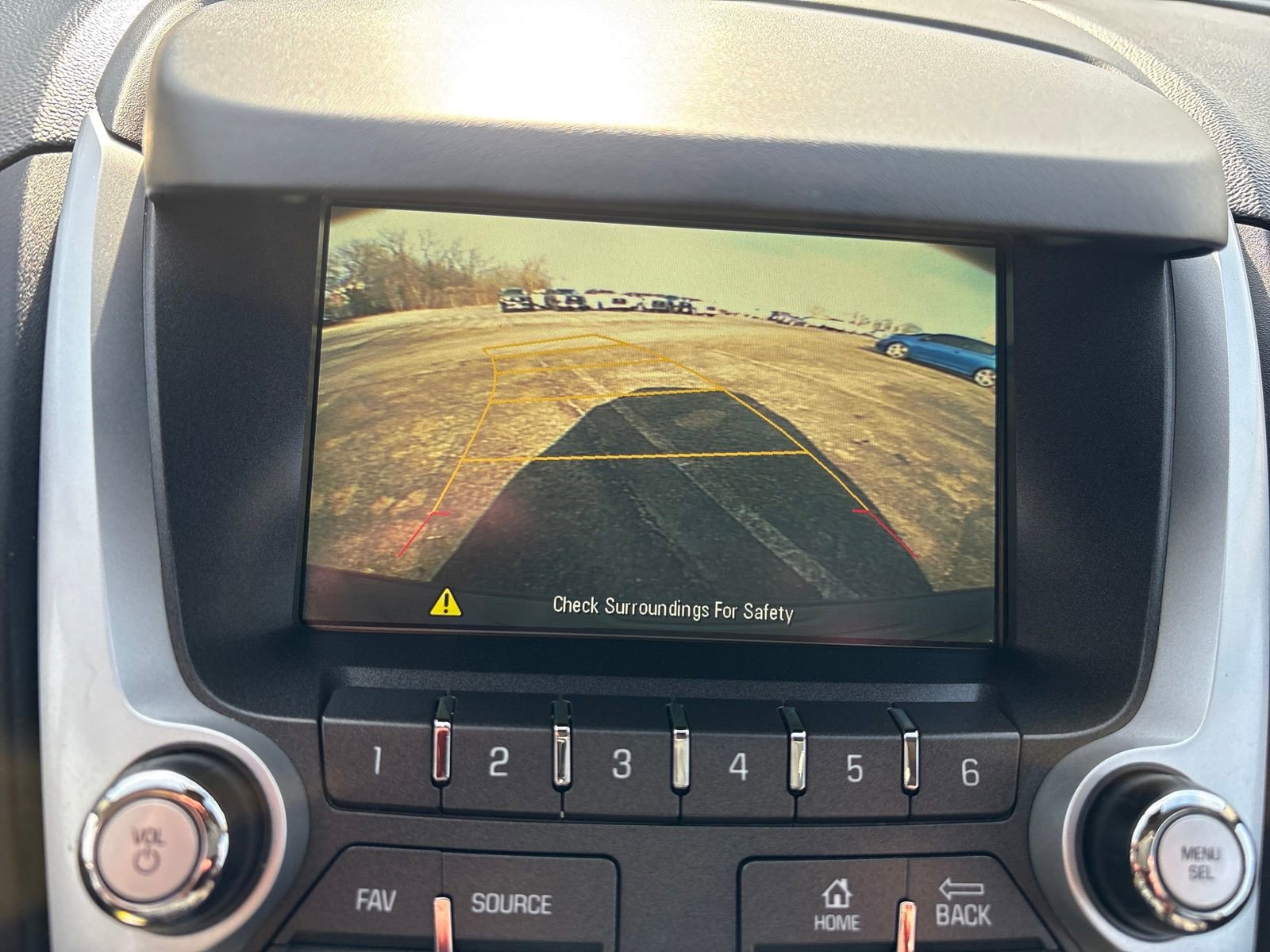 Used 2017 Chevrolet Equinox LT image 20