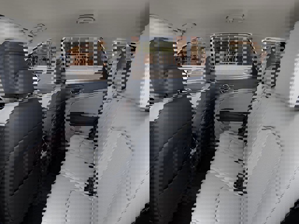 New 2026 Kia Sportage EX image 18