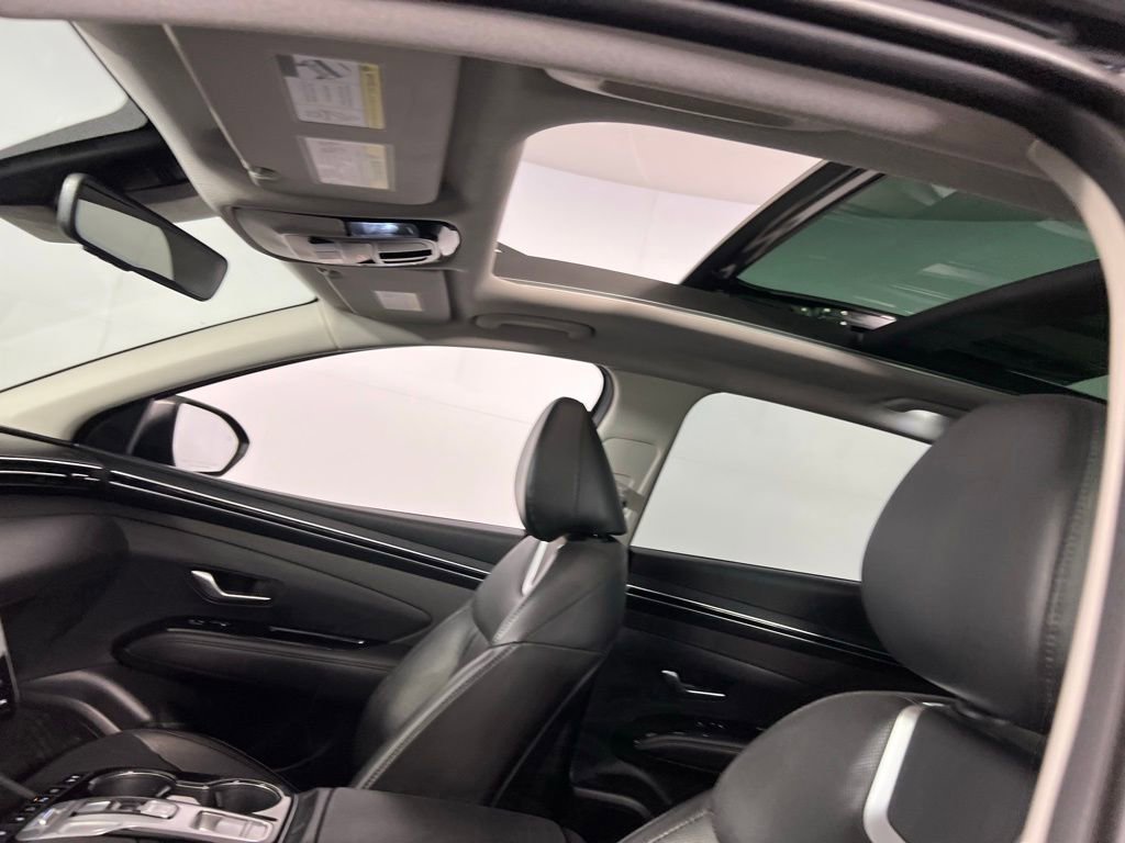 Used 2023 Hyundai Tucson Limited image 28