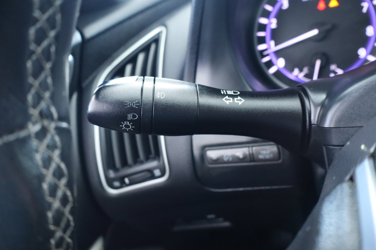 Used 2017 INFINITI Q60 3.0t w/ Premium Plus Package 3.0T image 25