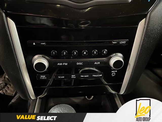 Used 2015 Nissan Pathfinder S AWD/4WD image 13