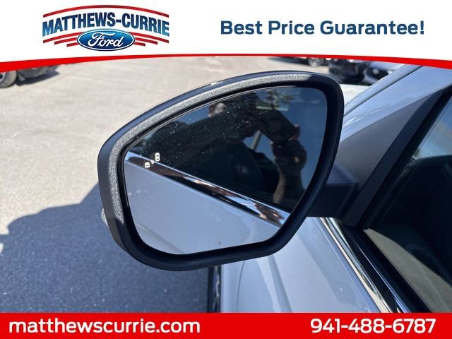 New 2025 Ford Expedition Active image 8