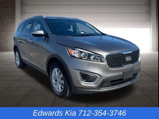 Used 2017 Kia Sorento LX w/ LX Convenience Package