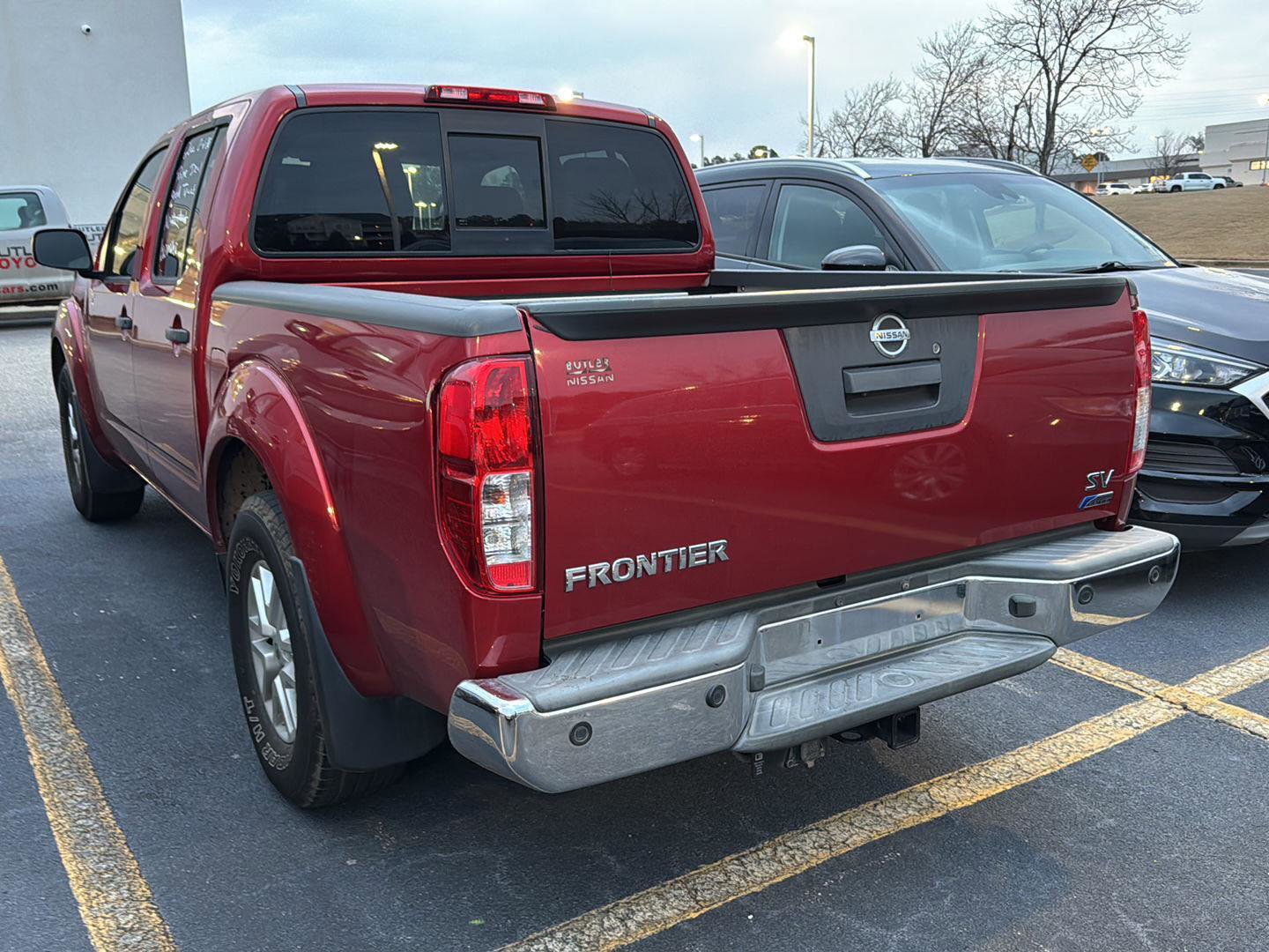 Used 2017 Nissan Frontier SV w/ SV Value Truck Package image 8
