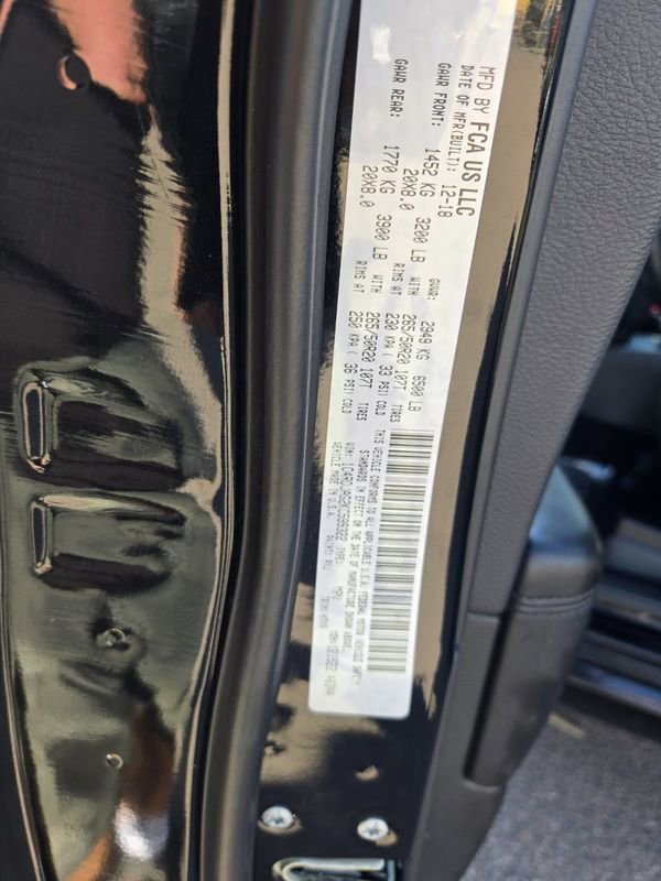 Used 2019 Dodge Durango SXT image 28