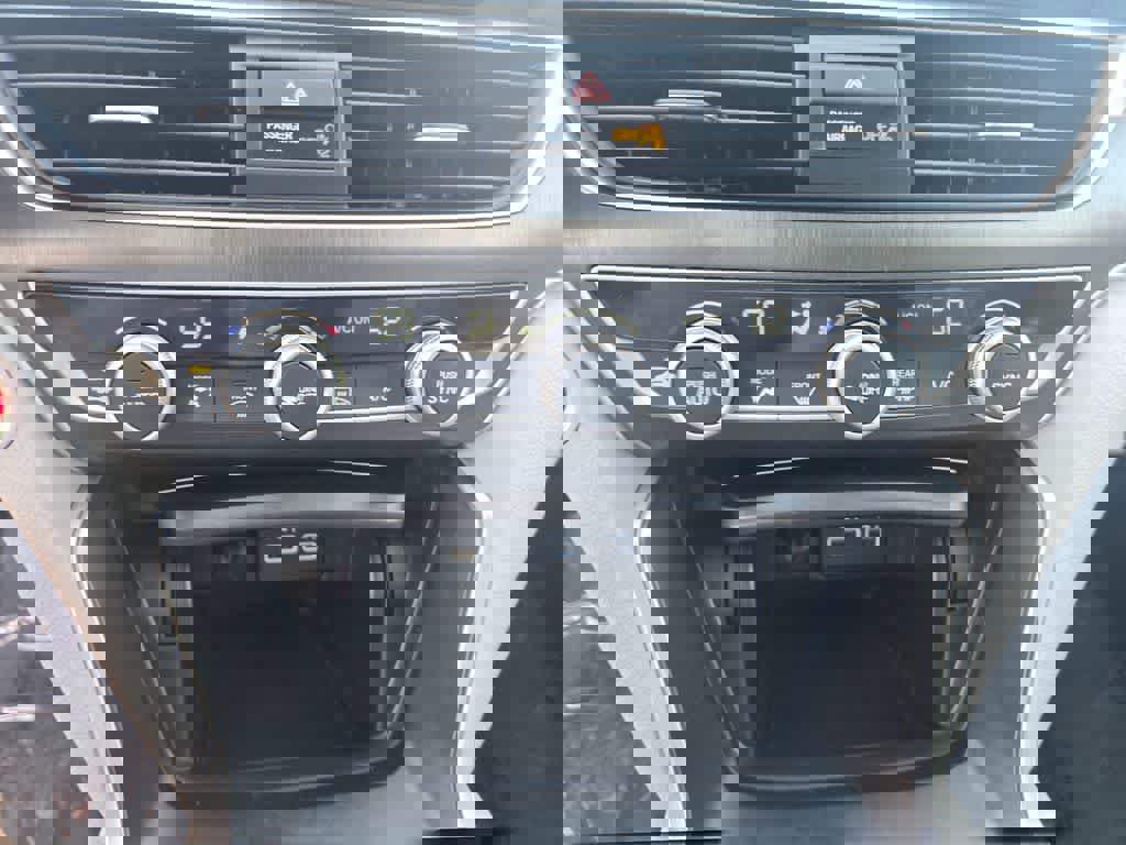 Used 2022 Honda Accord Hybrid image 14