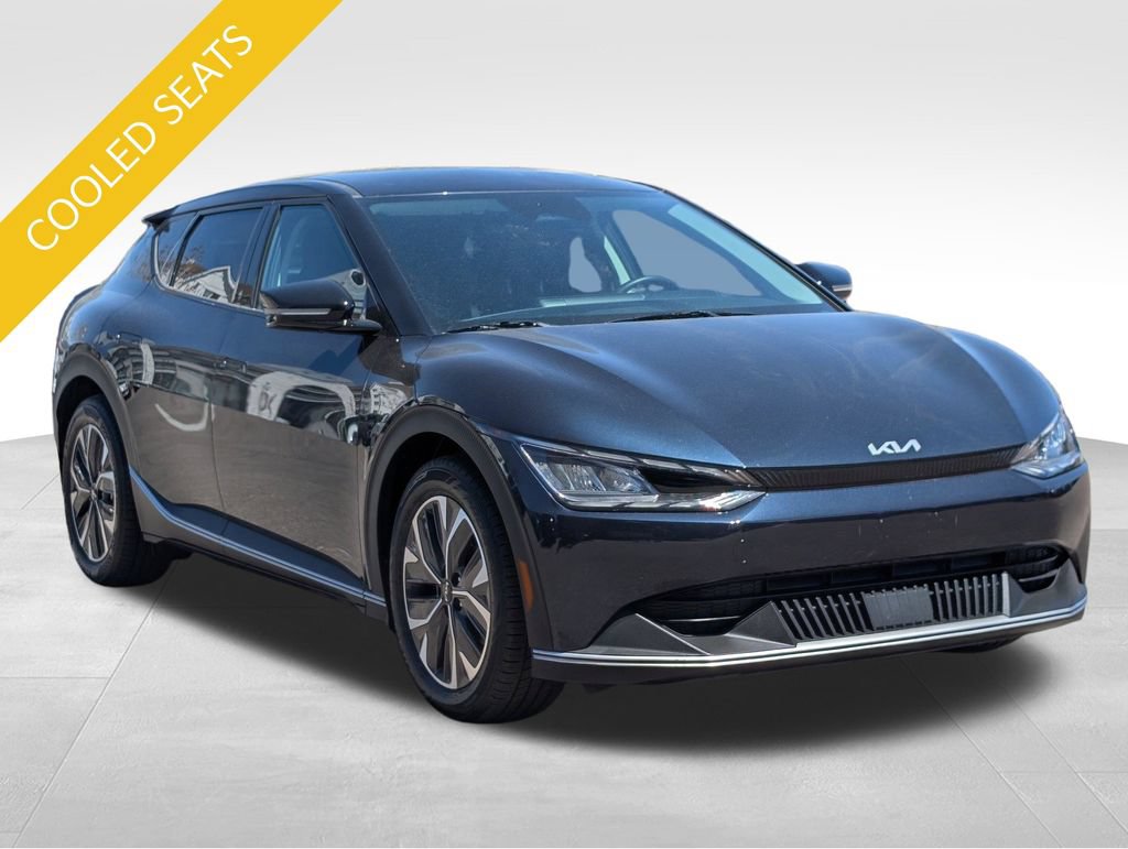 Certified 2024 Kia EV6 Light Long Range AWD/4WD image 8