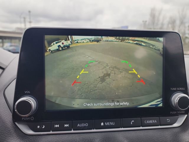 Used 2024 Nissan Sentra SV image 19