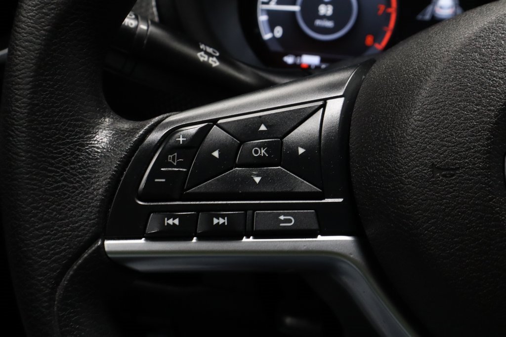 Used 2023 Nissan Kicks SV image 28